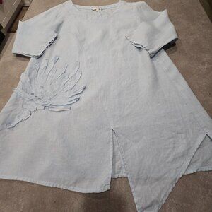 KLEEN Women's 100% Linen 3/4 Sleeves Top w/Applique Floral Accent - Size Medium